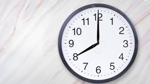 120776993-wall-clock-show-eight-oclock-on-marble-texture-office-clock-show-8pm-or-8am-on-marble-texture-with-n-kb0d6uak